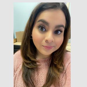 Meet your Posher, Andrea